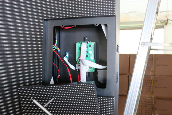 Kích thước tùy chỉnh P10 Dịch vụ mặt trước ngoài trời LED Hiển thị Dấu hiệu thông minh chống nước
